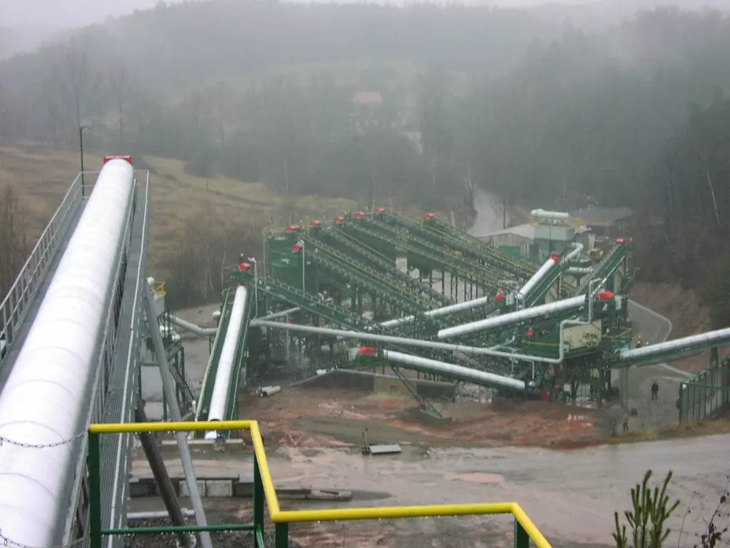 Conveyor hoods Czech Republic mining